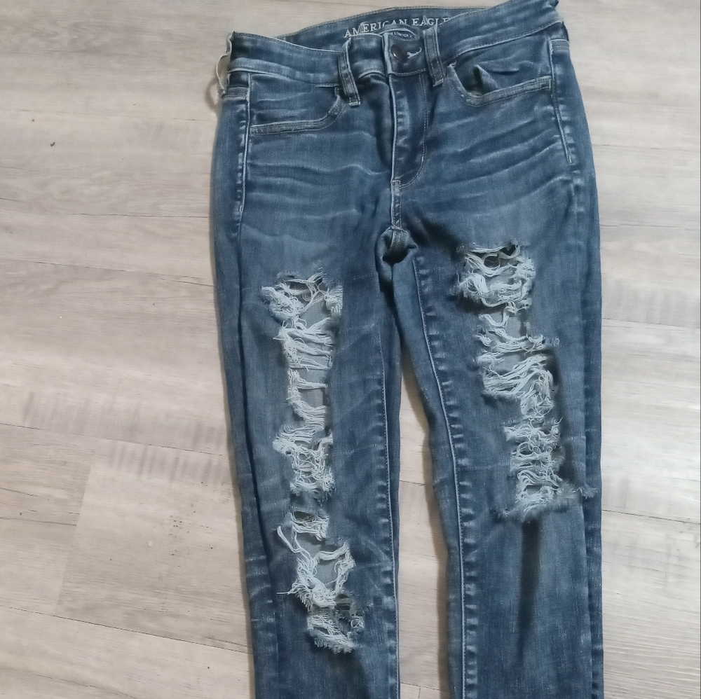 Women's Distressed Blue Jeans